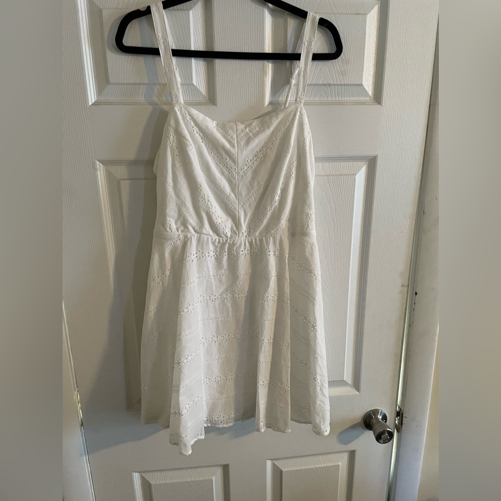 White Lacey Dress -- Short
